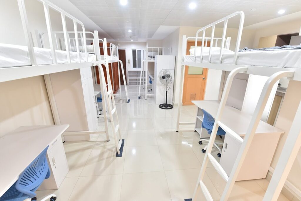 勉強集中4人部屋