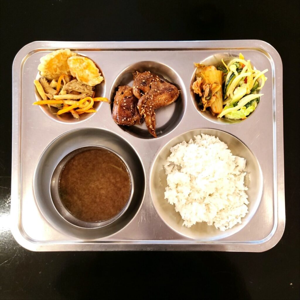 ECOキャンパス食事メニュー3